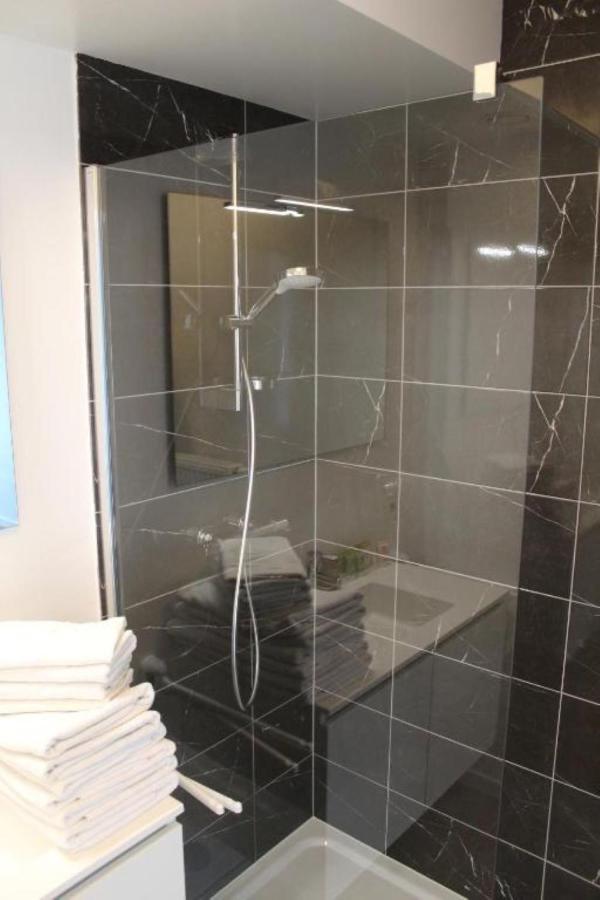 West Bay Familieappartement ميدل كيرك المظهر الخارجي الصورة