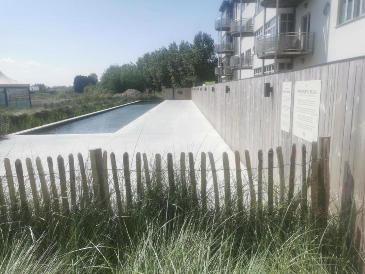 West Bay Familieappartement ميدل كيرك المظهر الخارجي الصورة